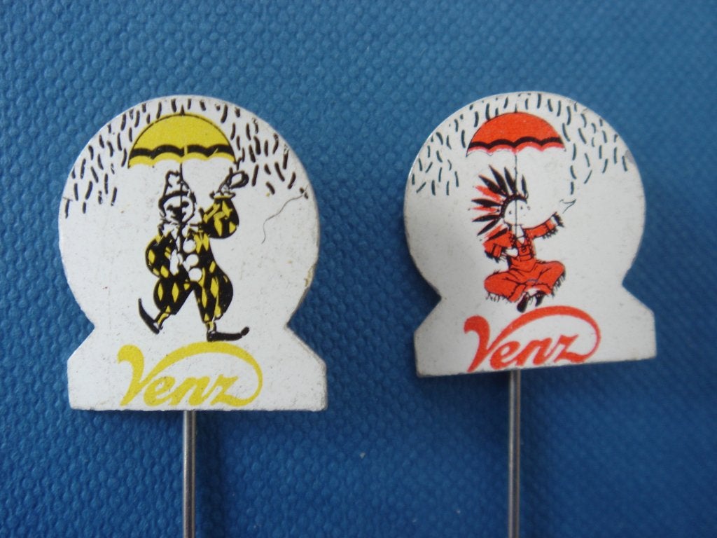 2 Spelden Venz Hagelslag, Verzamelen, Ophalen of Verzenden, Gebruikt, Merk, Speldje of Pin