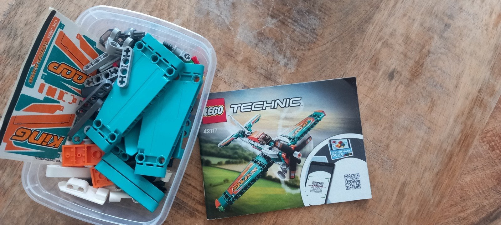 Lego technisch vliegtuig, Ophalen