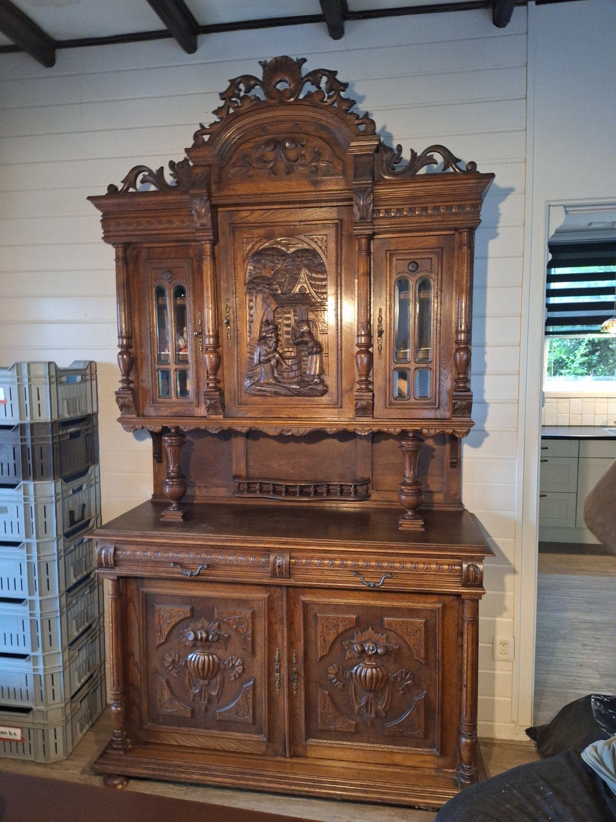 Antieke buffetkast Duitse kast hout snijwerk, Antiek en Kunst, Ophalen