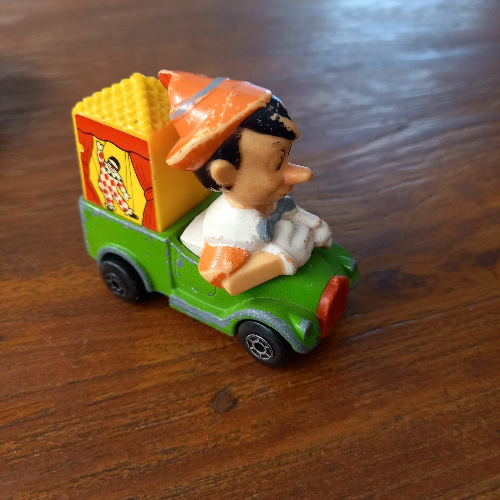Matchbox Lesney Disney No. 7 - Pinocchio Travelling Theatre, Ophalen of Verzenden, Gebruikt, Auto