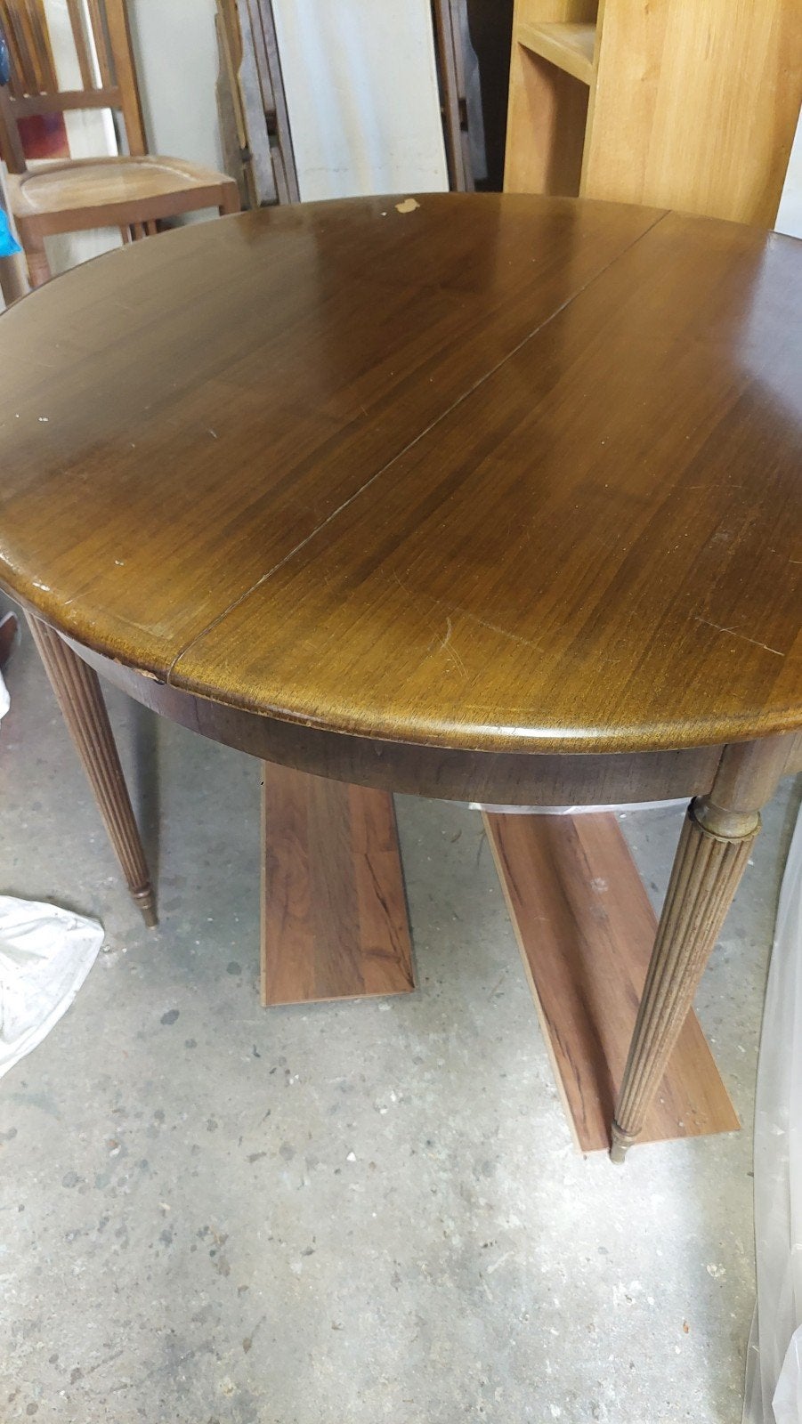Ronde eettafel, Ophalen, Gebruikt, Rond, 100 tot 150 cm