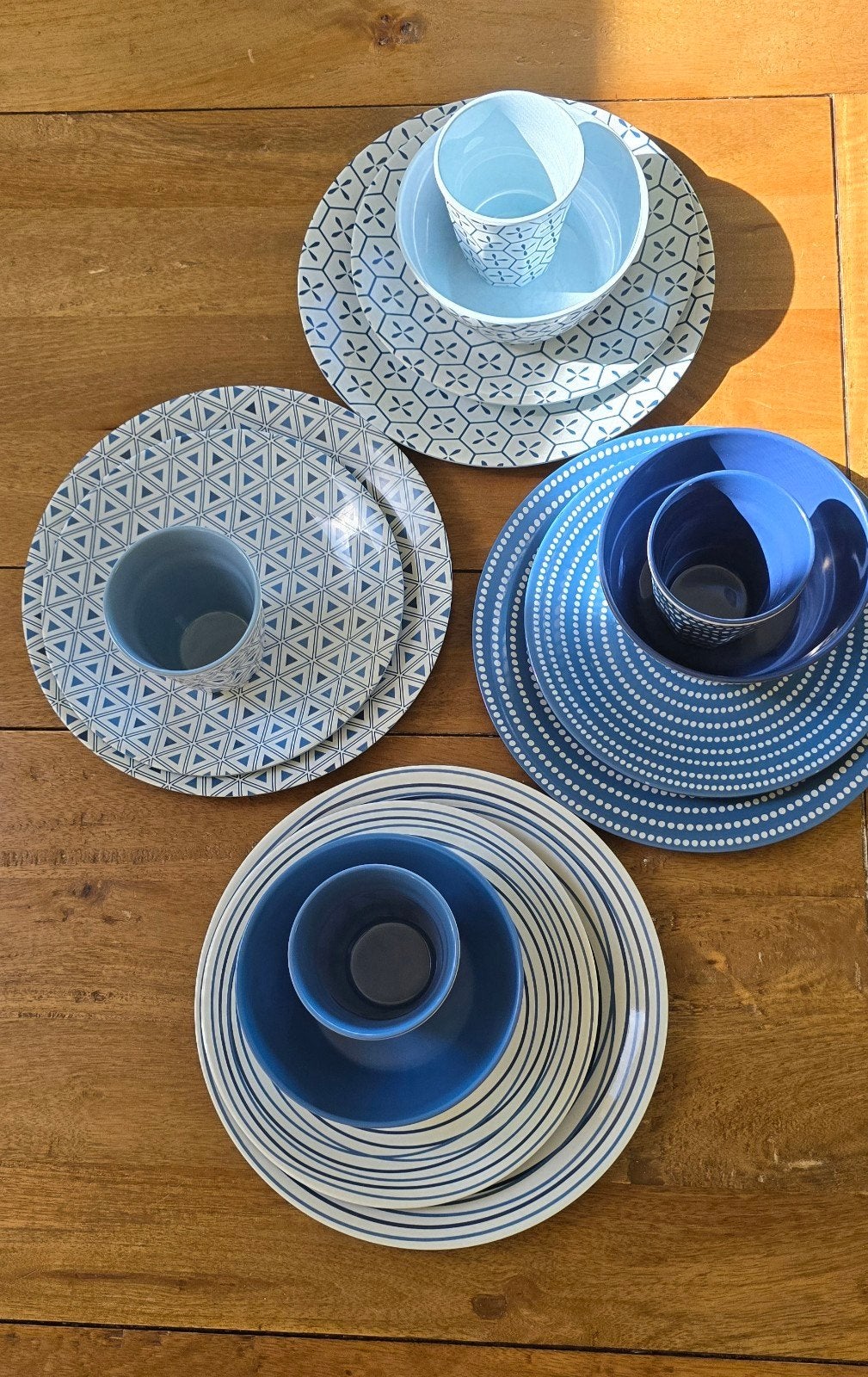 Bo-Camp melamine serviesset - 4 sets, zo goed als nieuw, Ophalen of Verzenden, Zo goed als nieuw