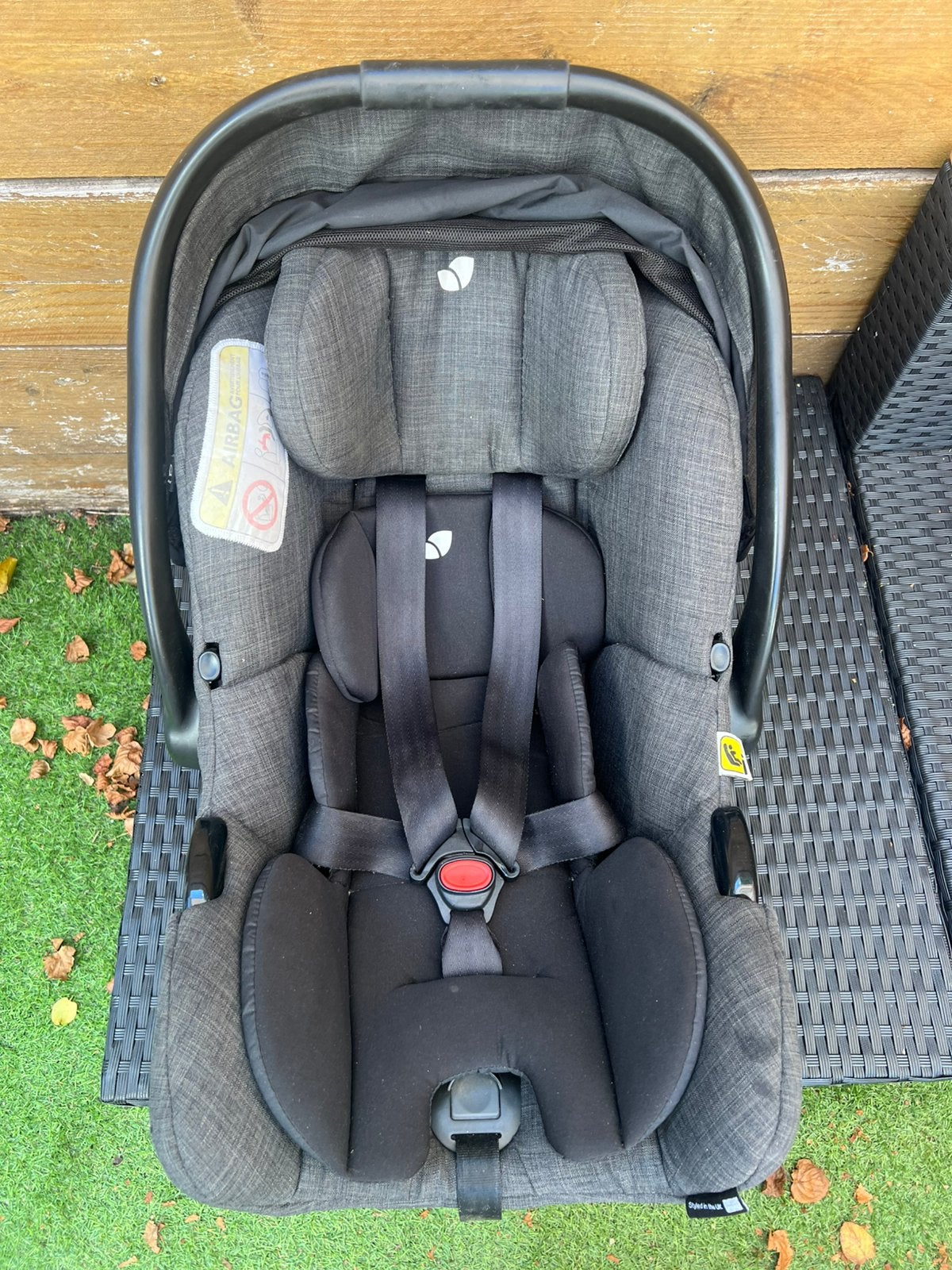 Joie Babydrager met Isofix., Zo goed als nieuw, Isofix, 0 t/m 13 kg, Ophalen