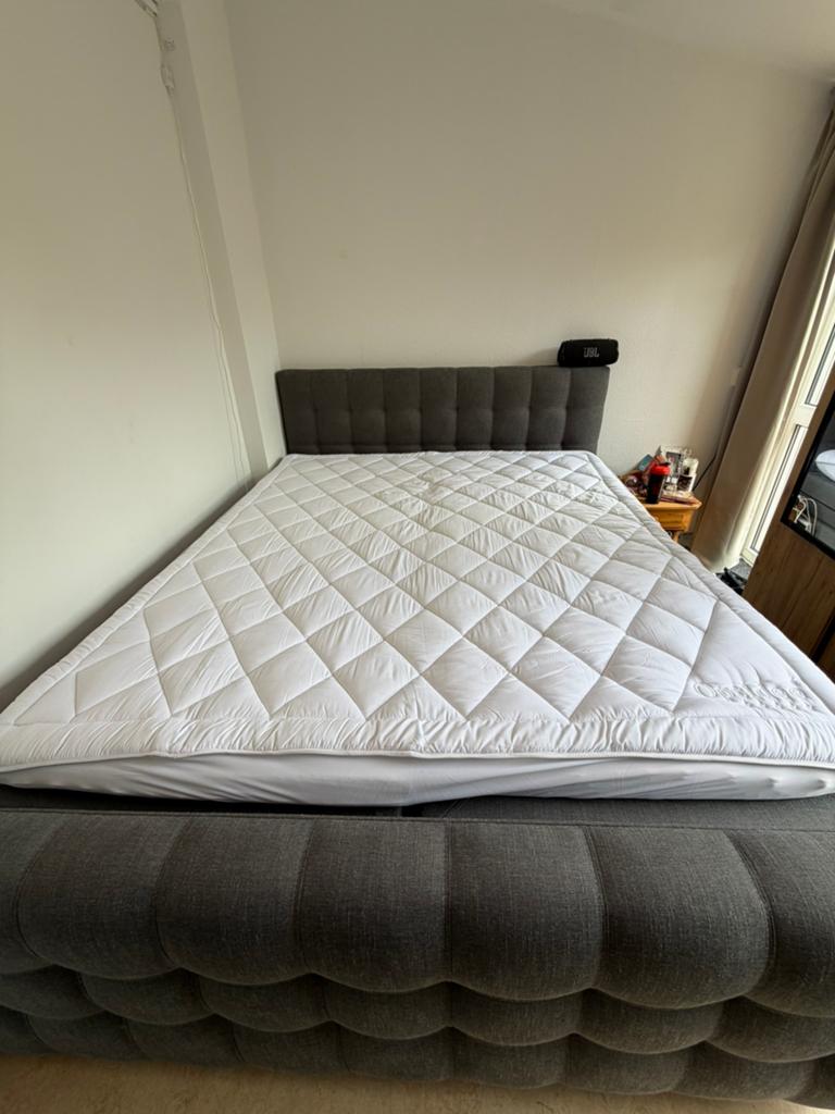 Goossens King Size Boxspring 180x210 + Optidee Topper, Huis en Inrichting, Slaapkamer | Bedden, Ophalen, Gebruikt, 210 cm, Tweepersoons