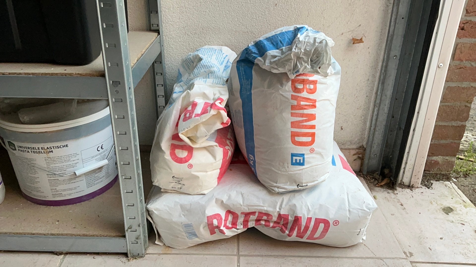 Stuc gips, Ophalen, Zo goed als nieuw