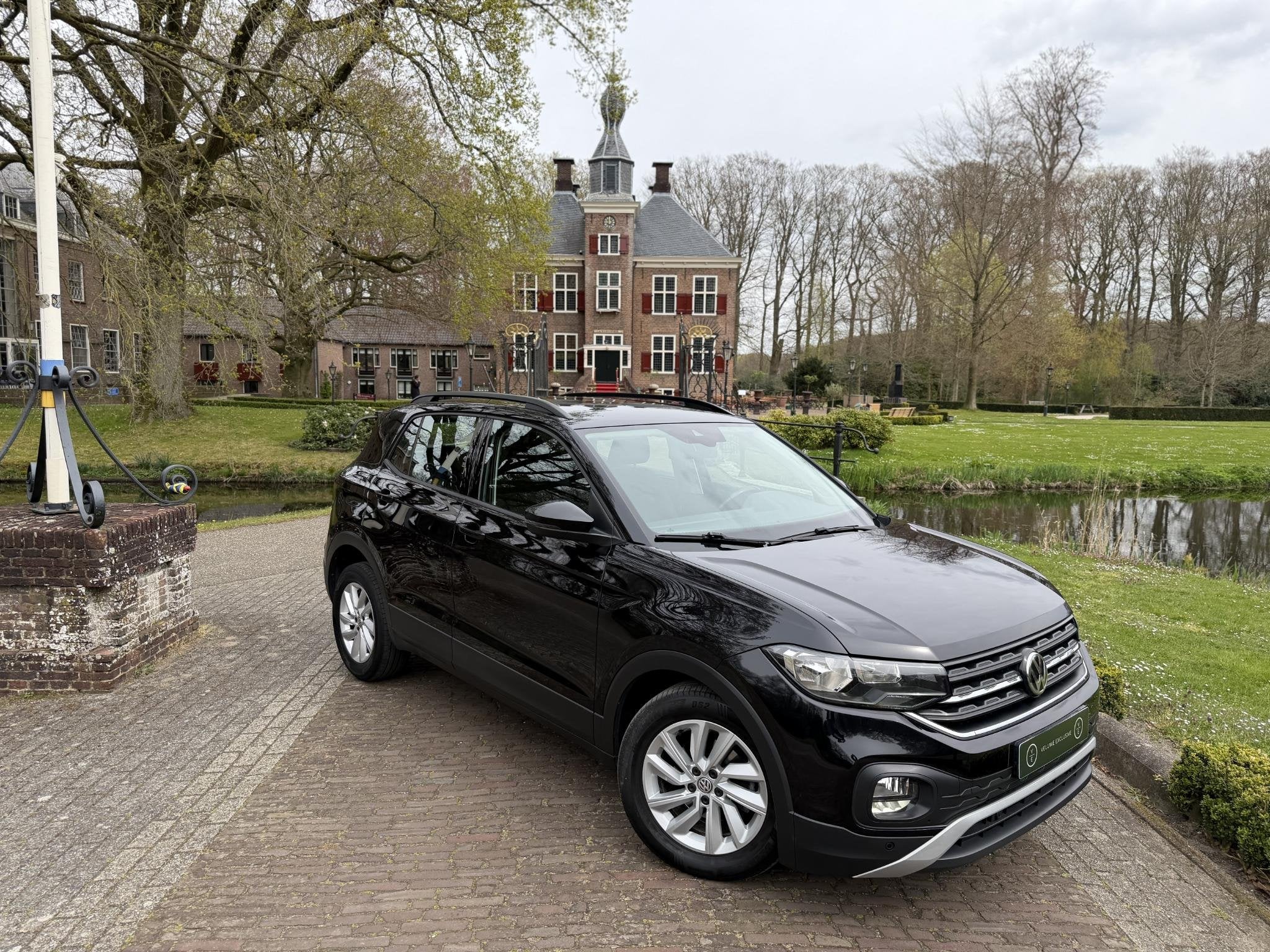 Volkswagen T-Cross 1.0 TSI Life Blind Spot | Navi | Clima |, Auto's, Voorwielaandrijving, 95 pk, 620 kg, Zwart