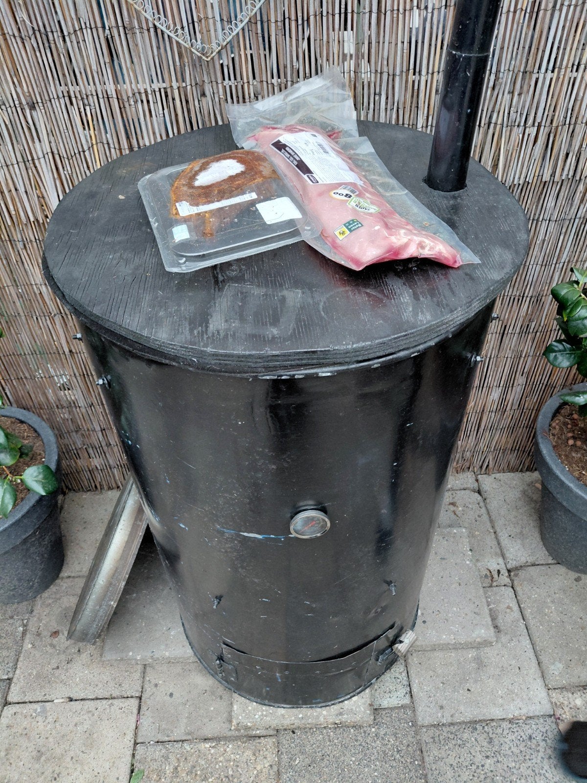 Zelfgemaakte Smoker / BBQ met thermometer, Ophalen, Gebruikt, Zelfgemaakt