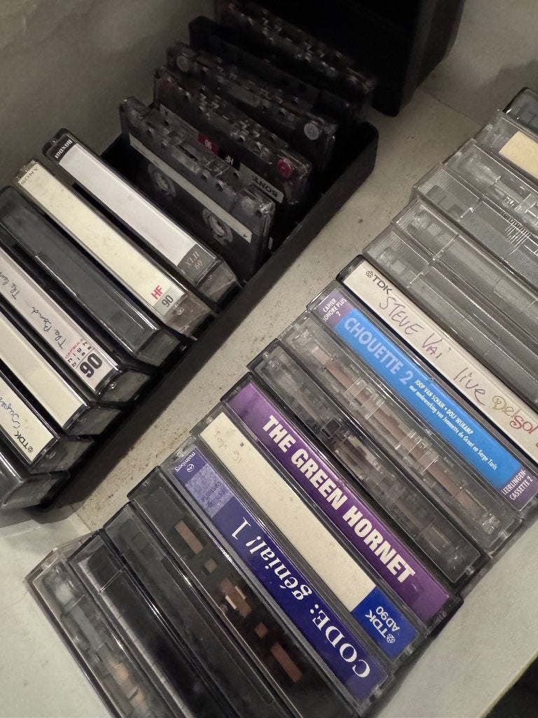 32 cassettebandjes, Ophalen, Gebruikt, Overige genres, 2 t/m 25 bandjes