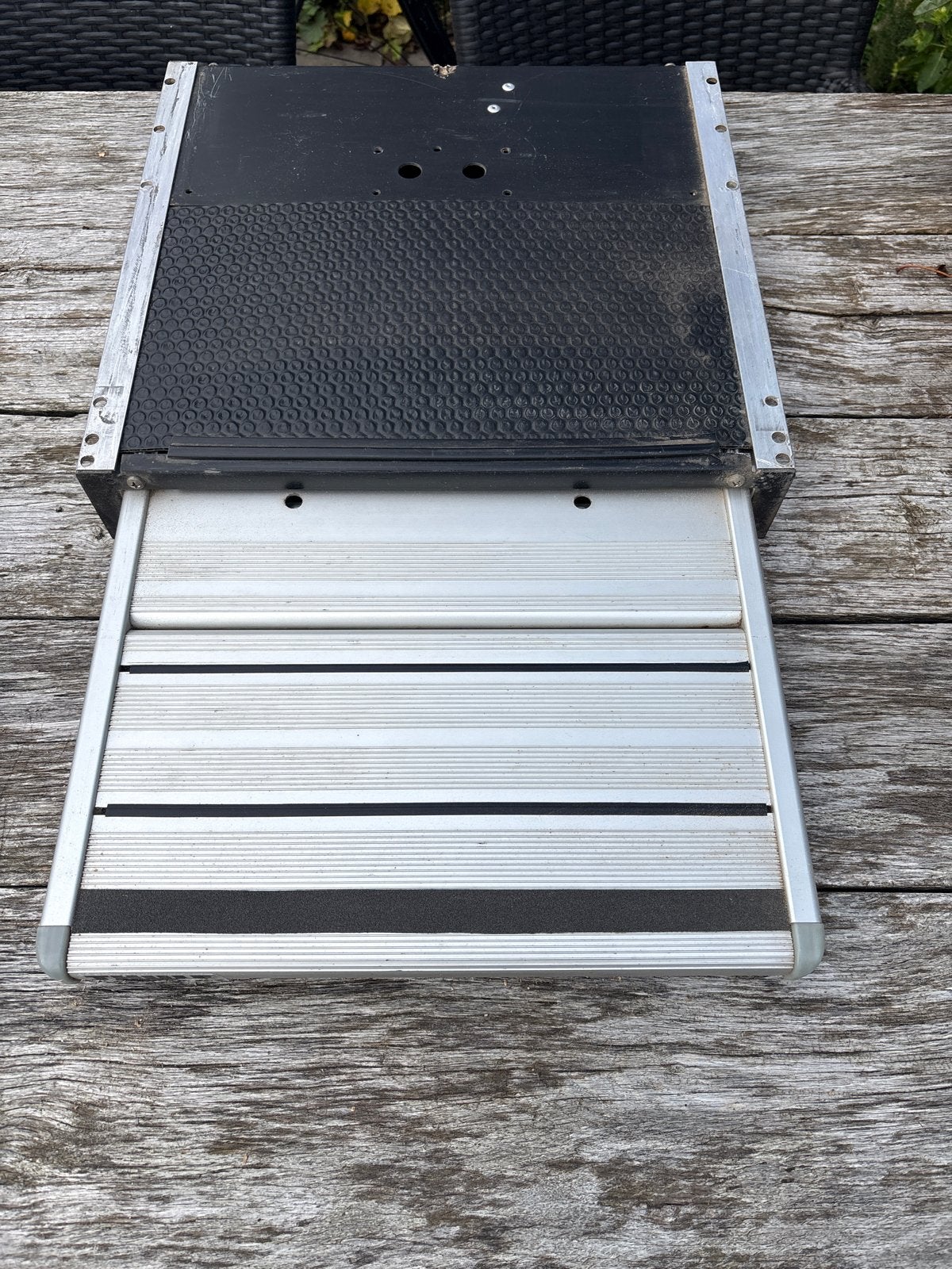Thule Step SL 0.12V-400 Camper/Caravan Opstapje, Caravans en Kamperen, Ophalen of Verzenden, Gebruikt