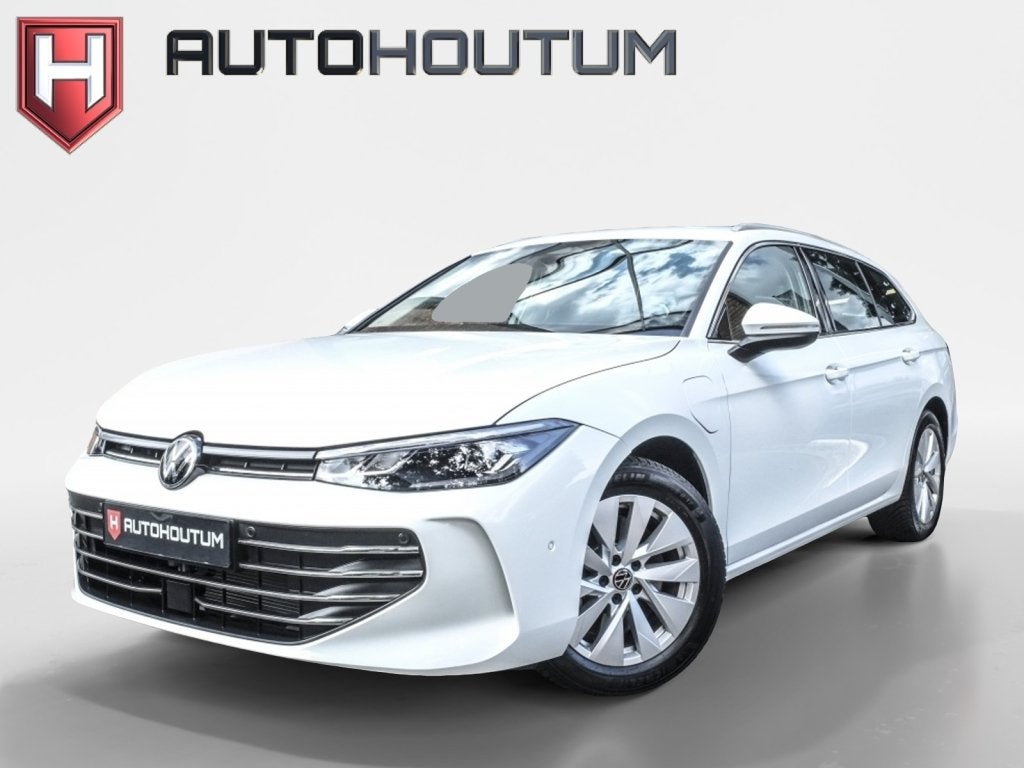 Volkswagen Passat Variant 1.5 eHybrid 204pk Business | SOH 1, 4 cilinders, 250 km/l, LED verlichting, Passat