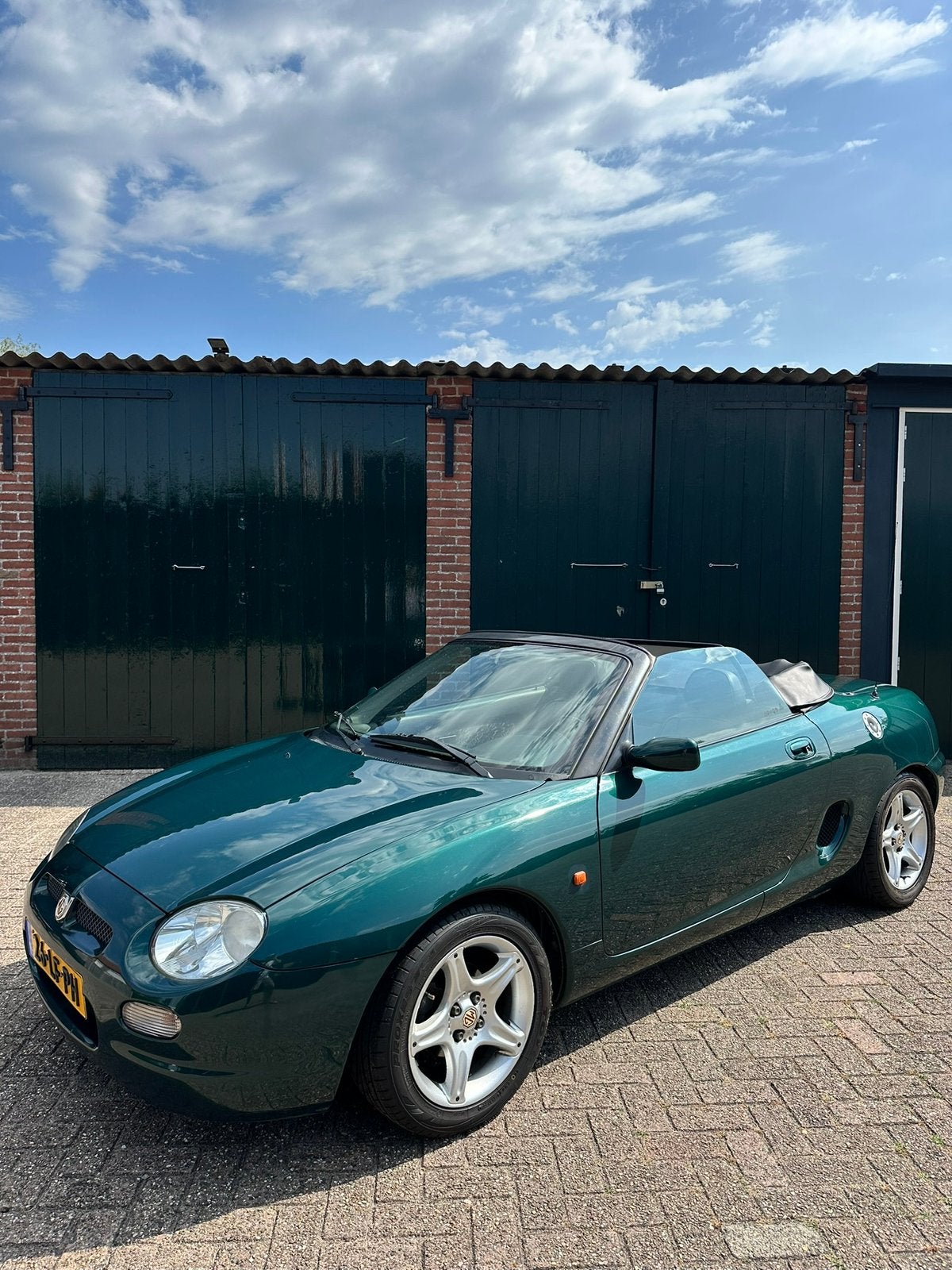 MG F 1.8 I VVC, Auto's, MG, 145 pk, Achterwielaandrijving, Zwart, 4 cilinders
