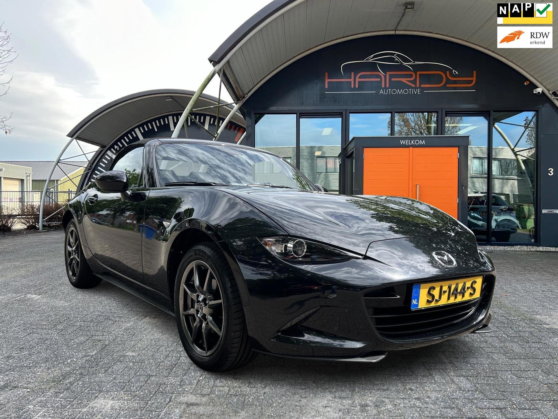 Mazda MX-5 1.5 SkyActiv-G 131 GT-M Zwart / Bruin Leder NL-Au, Auto's, Dealer onderhouden, Achterwielaandrijving, Gebruikt, Euro 6