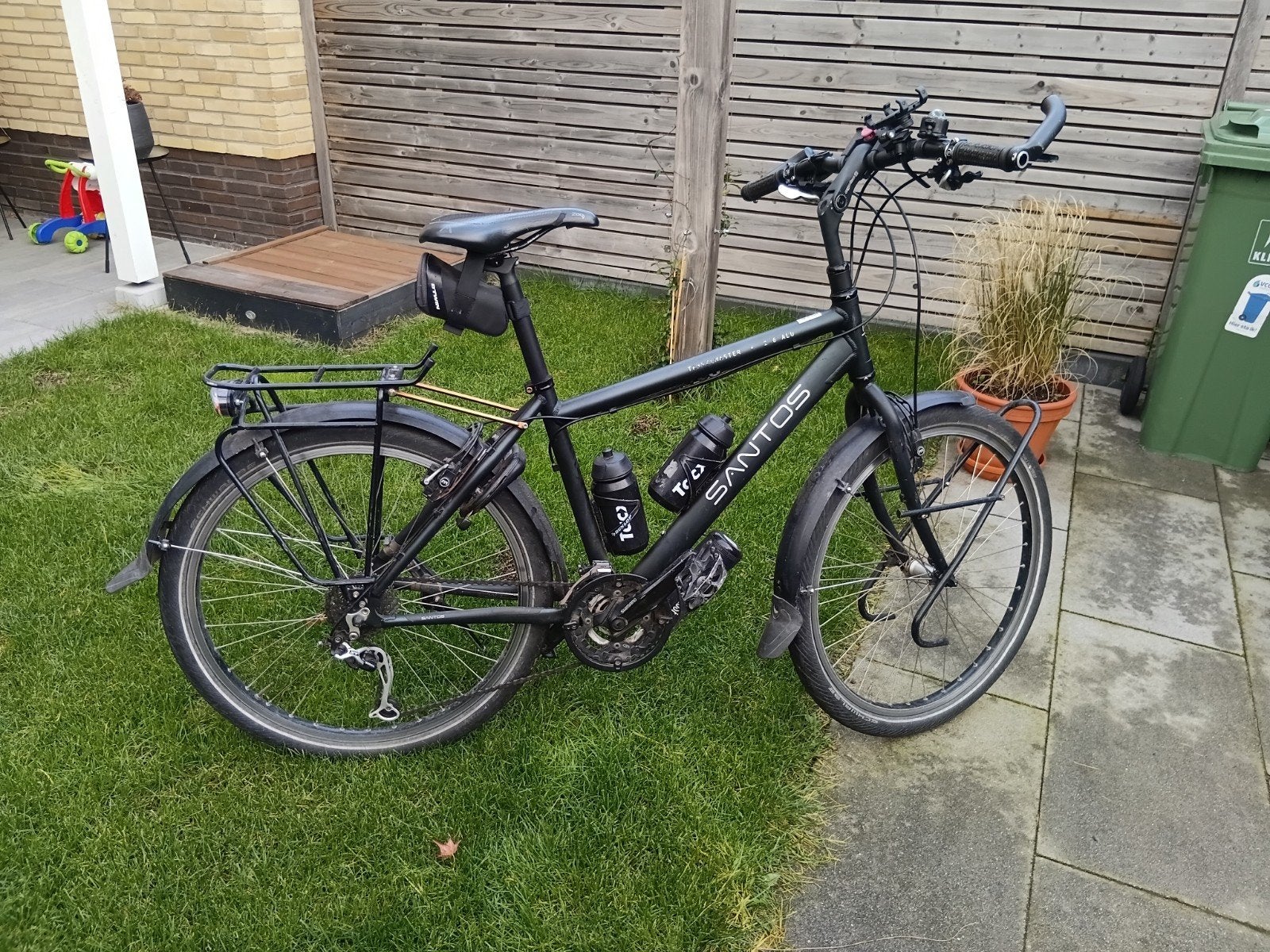 Santos Travelmaster 2.6 Trekkingfiets - Zwart, Gebruikt, Velgrem, Versnellingen, 53 tot 57 cm