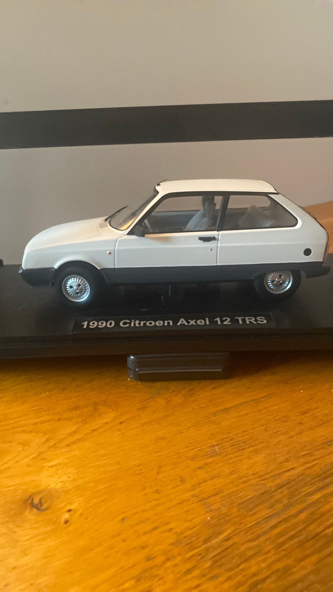 Mooi model Citroën 1/18, Hobby en Vrije tijd, Ophalen of Verzenden, Zo goed als nieuw