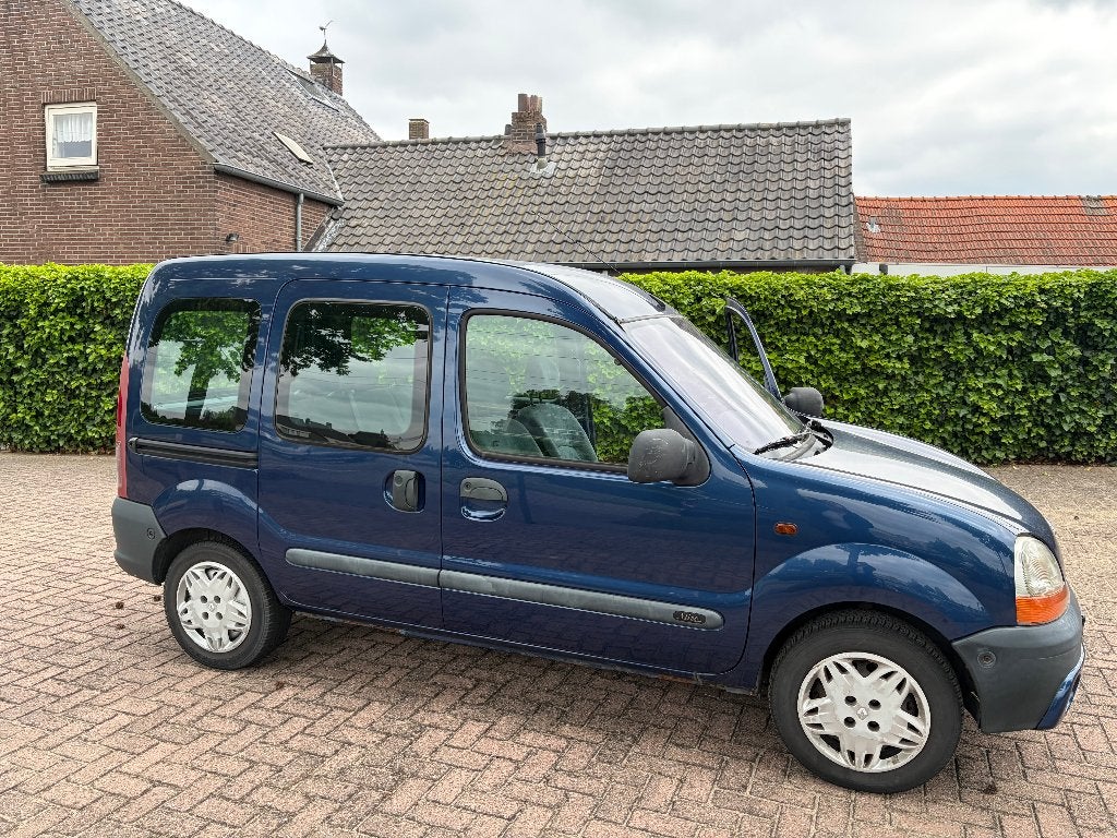 Renault Kangoo 1.4 Benzine RN 2000 Blauw, Auto's, Renault, Particulier, Kangoo, ABS, Airbags, Centrale vergrendeling, Metallic lak