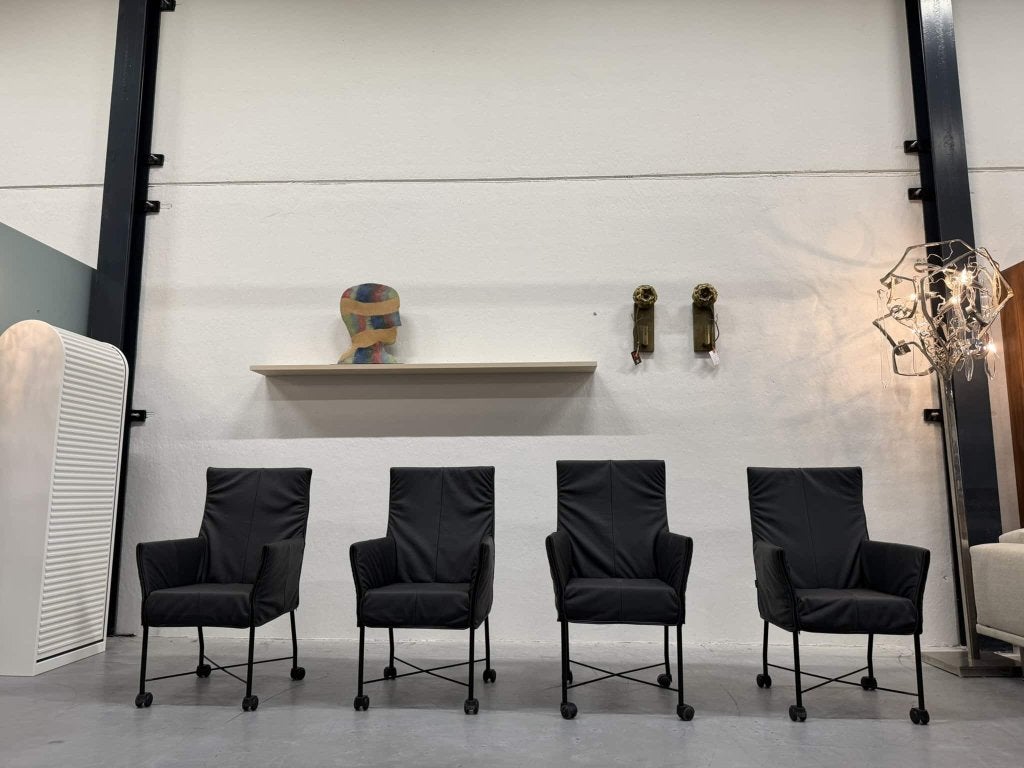 4 Nieuw Montis Chaplin eetkamerstoelen zwart leer Stoel, Zwart, Nieuw, Leer, Ophalen of Verzenden