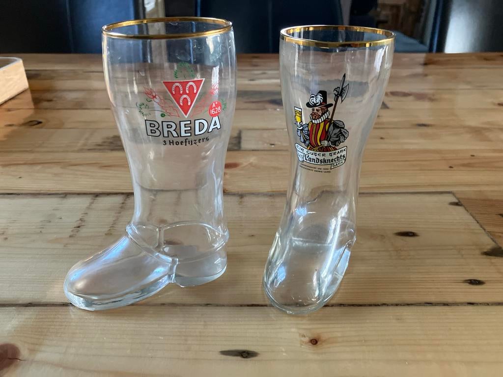 Bierlaarzen: Breda en Landskechts, Ophalen of Verzenden, Meerkleurig, Glas, Overige typen