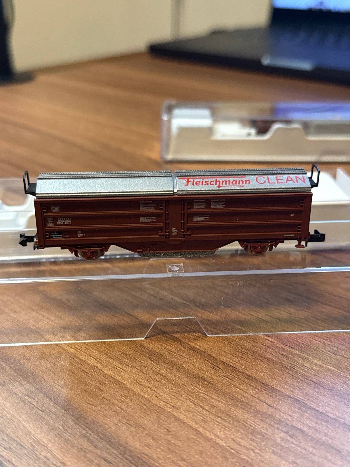 Fleischmann CLEAN wagon - N spoor - Zo goed als nieuw, Gelijkstroom, Fleischmann, Wagon, Ophalen of Verzenden