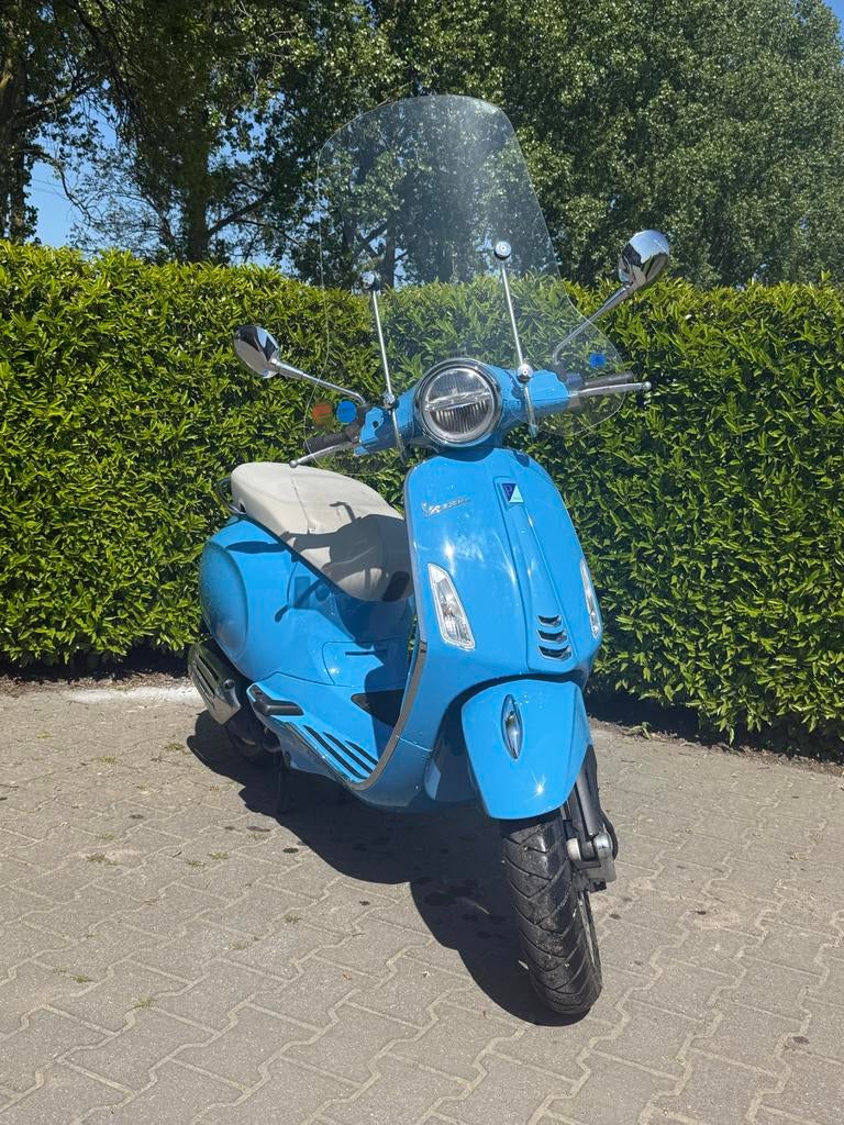 Vespa Primavera 50th Anniversary Editie - Zo goed als nieuw, Ophalen, Overige modellen, Maximaal 45 km/u, Zo goed als nieuw