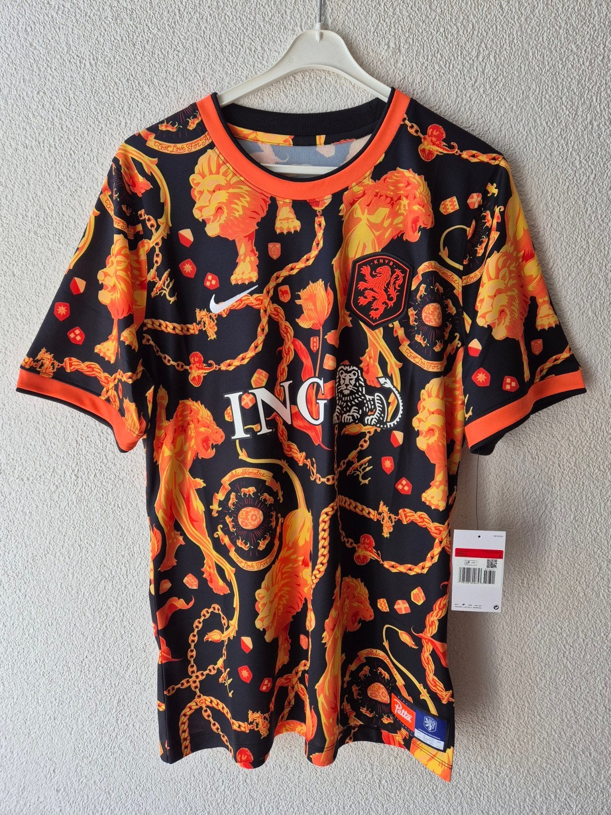 NEDERLAND x NIKE x PATTA - nieuw in de verpakking!, Kleding | Heren, Maat 52/54 (L), Nike x Patta, Nieuw, Oranje