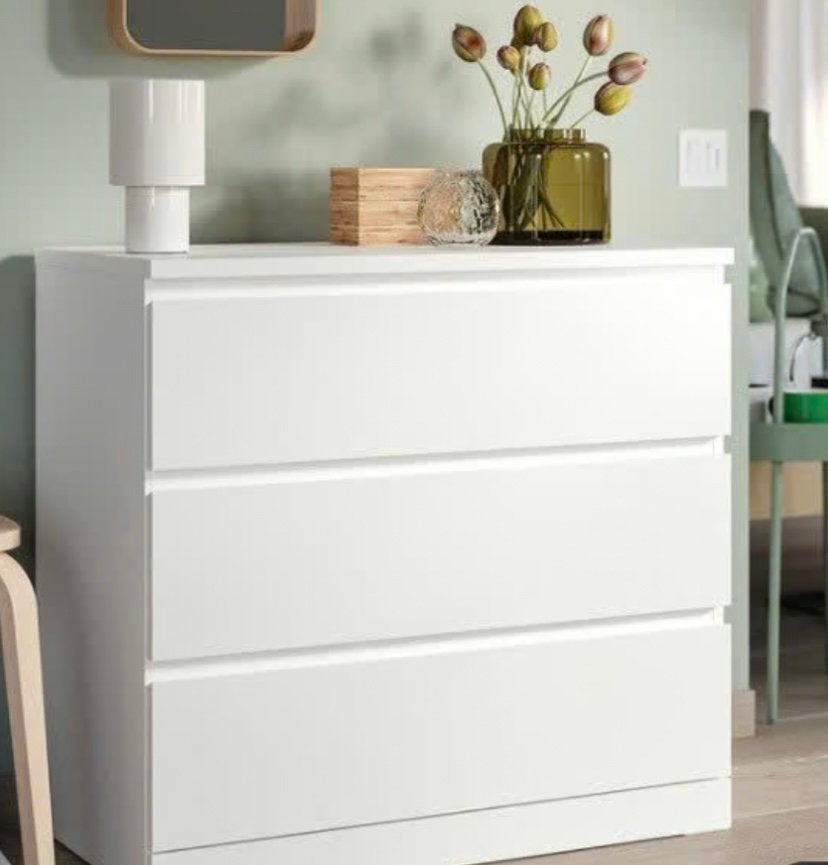 Gezocht: IKEA MALM ladekast (3 lades) – wit, Ophalen, 50 tot 100 cm, Zo goed als nieuw, 3 of 4 laden