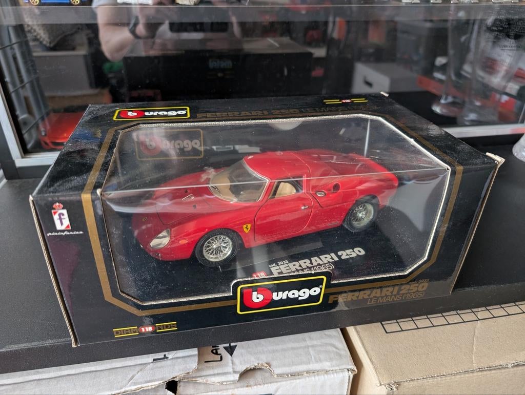 Ferrari 250 Lemans 1:18, Ophalen of Verzenden, Bburago