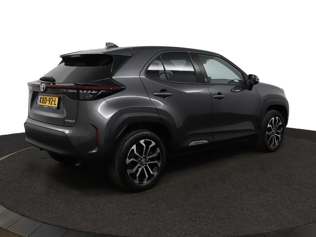 Toyota Yaris Cross 1.5 Hybrid Dynamic | Stoel- en Stuurwielv, Auto's, Toyota, 12 maanden, Stof, Gebruikt, 116 pk