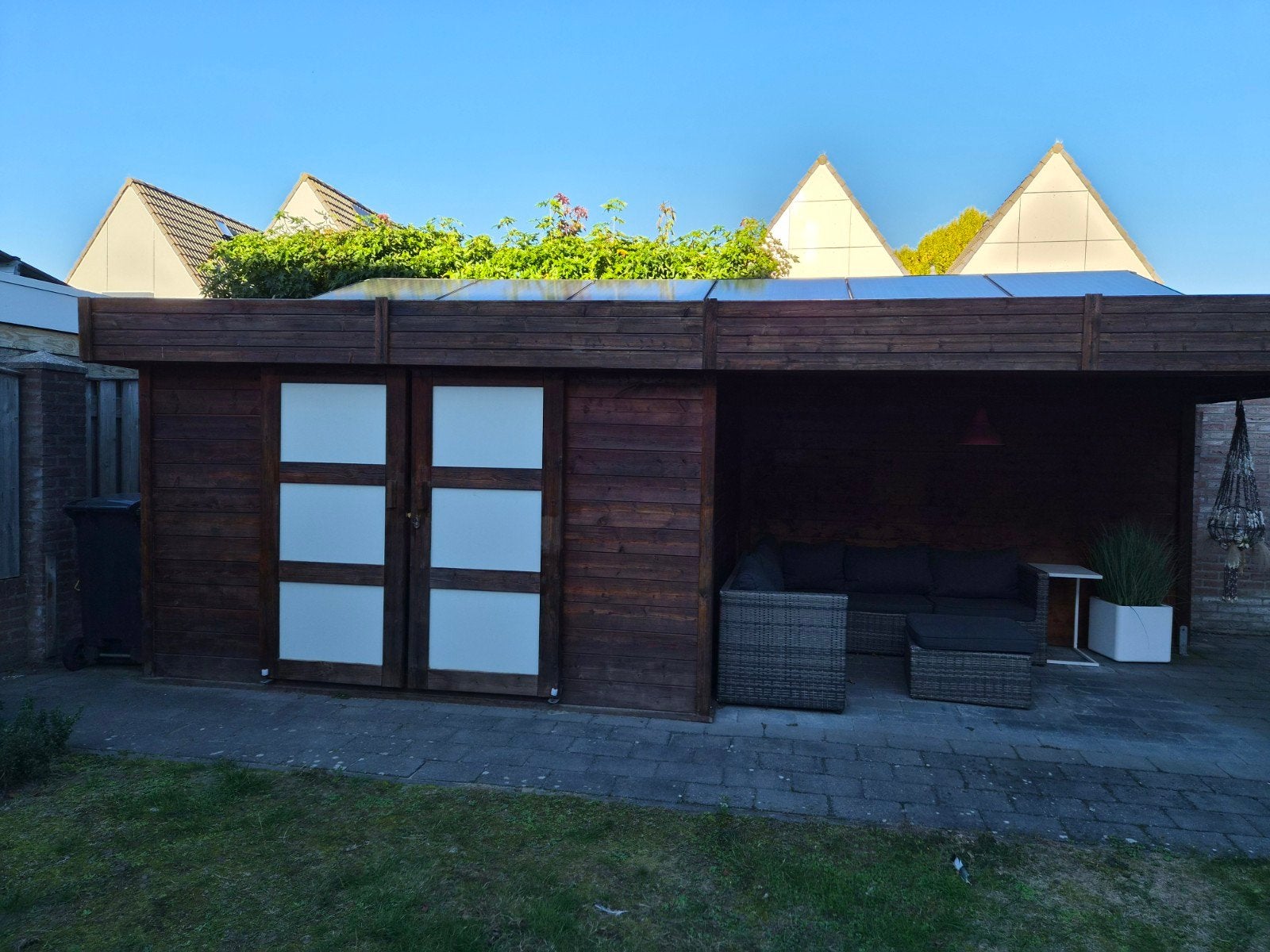 Tuinhuis met overkapping - 335x250 cm (totaal 685 cm), Tuin en Terras, Ophalen, Tuinhuis, Zonder ramen, 500 cm of meer