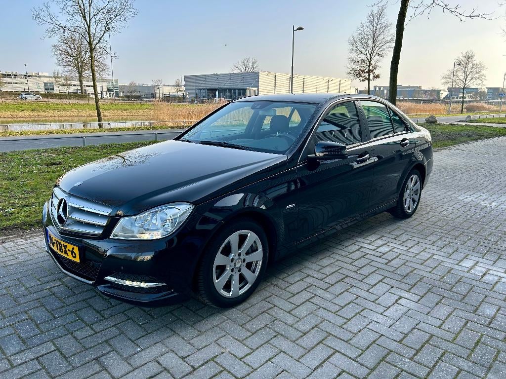 Mercedes-Benz C-Klasse 1.8 C180 CGI Sedan 2012 Zwart, Voorwielaandrijving, 1800 kg, Zwart, 1796 cc