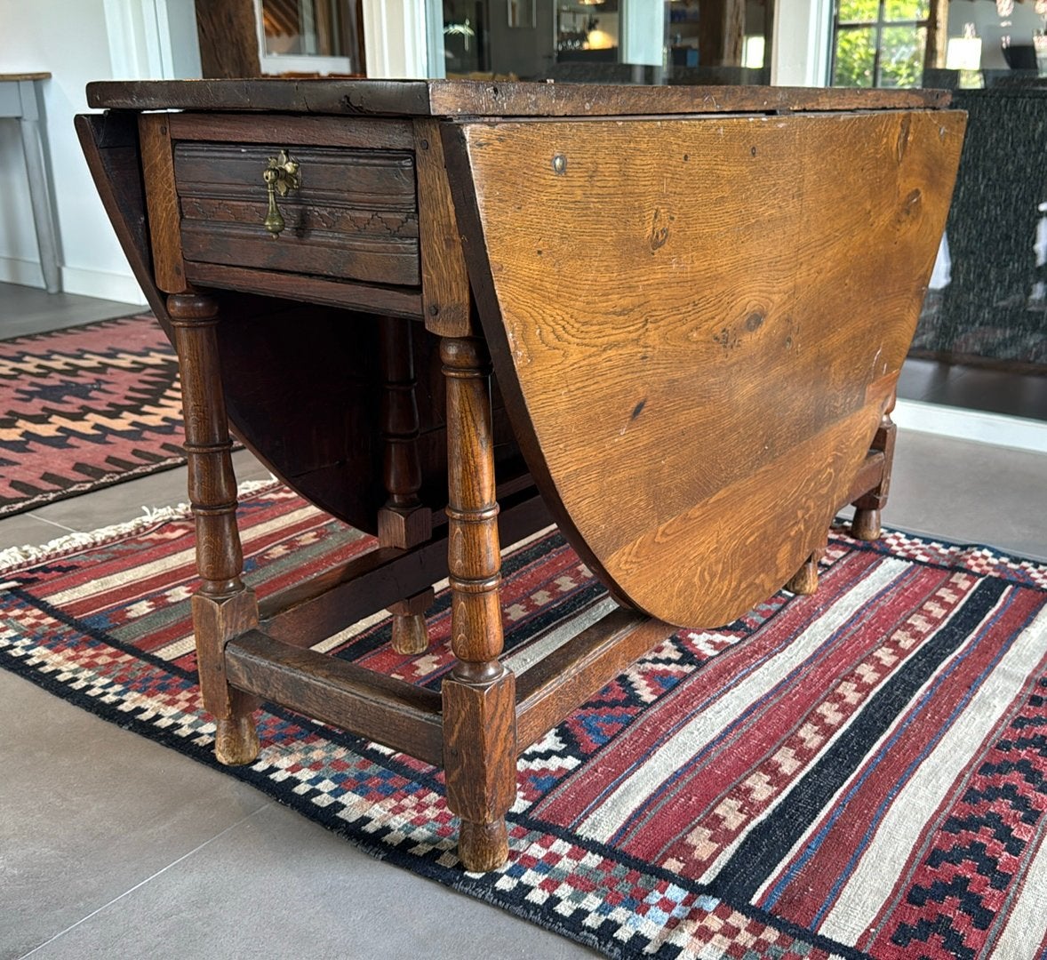 18de eeuwse Engelse ovale ‘gateleg’ tafel - 171x130cm, Ophalen
