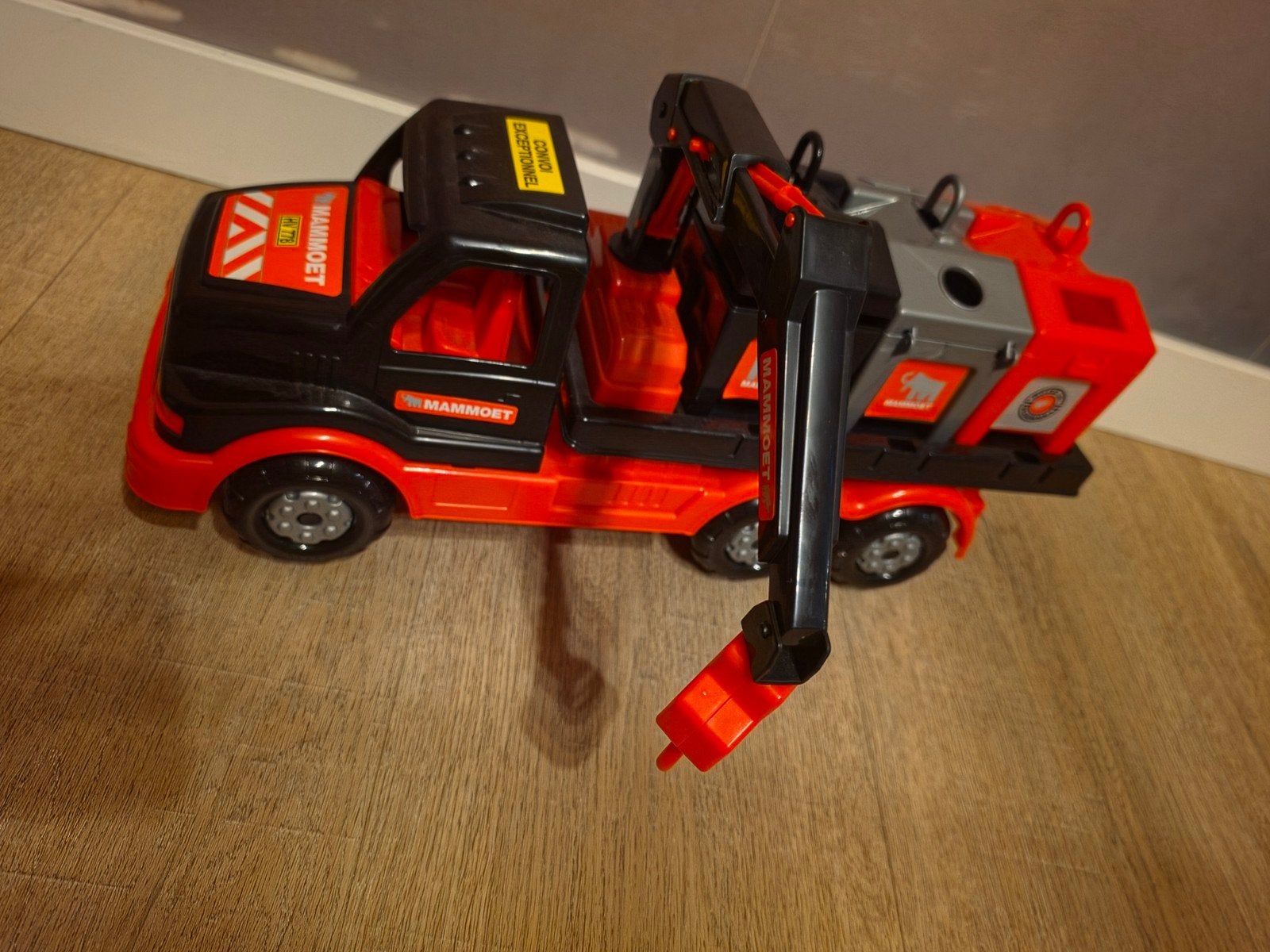 Mammoet kraanwagen met accessoires - Zo goed als nieuw, Kinderen en Baby's, Speelgoed | Speelgoedvoertuigen, Ophalen of Verzenden