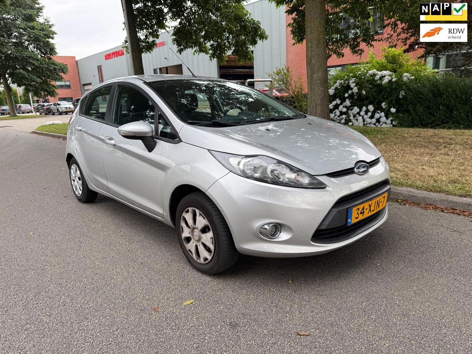 Ford Fiesta 1.6 TDCi ECOnetic Titanium airco apk, Auto's, Voorwielaandrijving, 28 km/l, Gebruikt, 96 €/maand