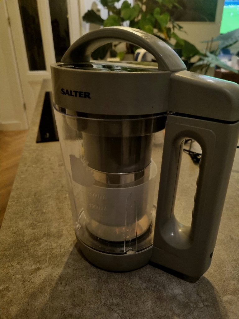 Salter-  plantaardige melk maker  (1.6L), Ophalen of Verzenden, Nieuw, Elektrische melkopschuimer