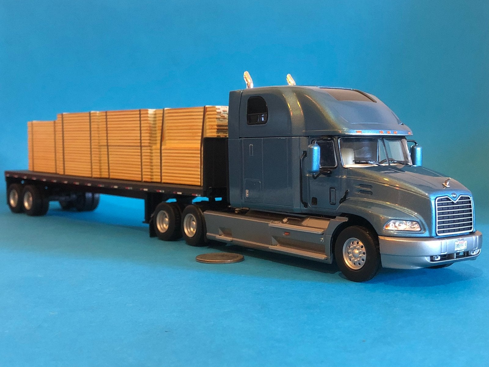 Mack Vision & Flatbed trailer & lading! Nieuw & doos! KIJK!, Hobby en Vrije tijd, Modelauto's | 1:50, Ophalen of Verzenden, Nieuw