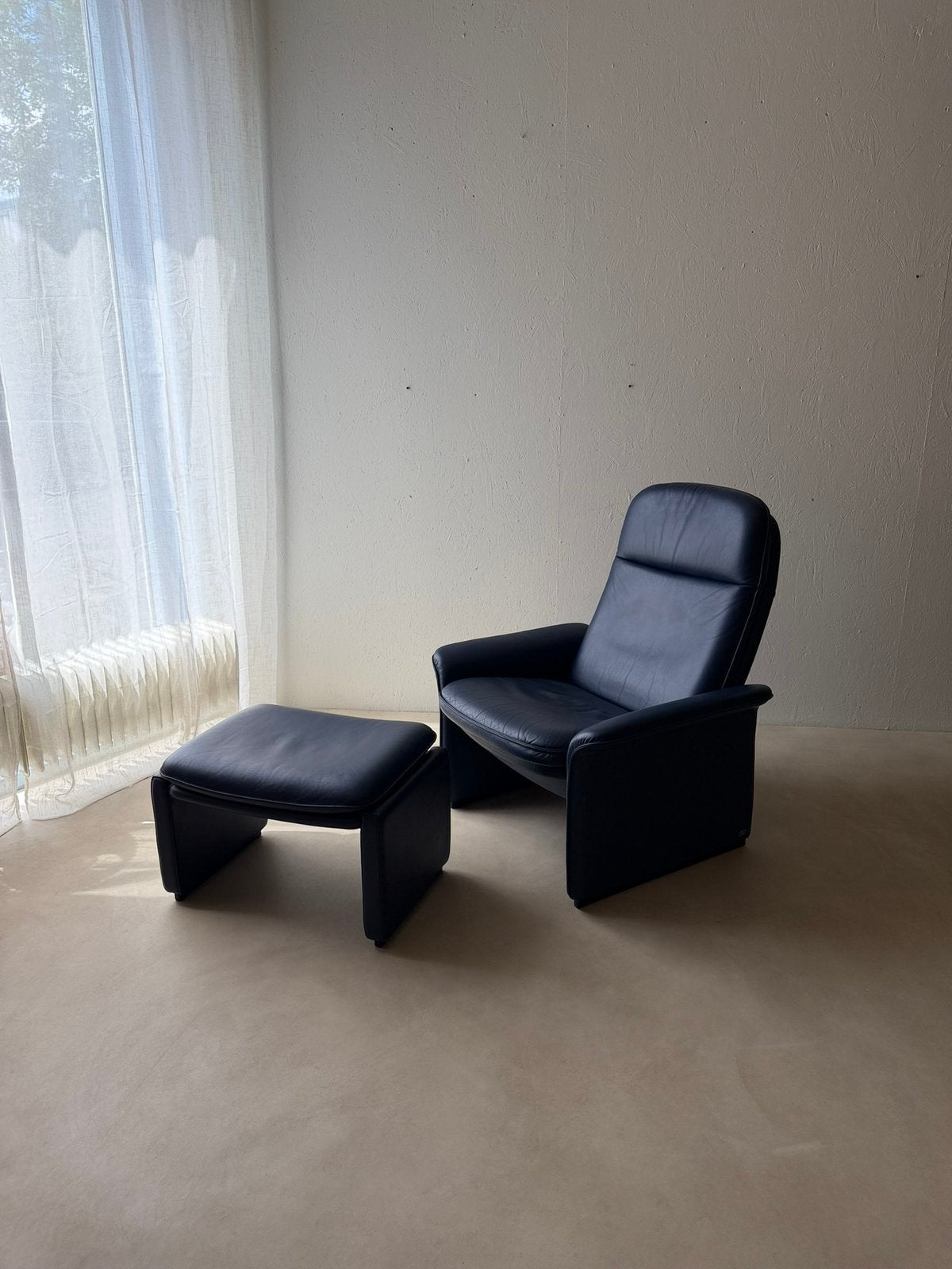 Blauw leer lounge fauteuil met ottoman de Sede ds50, Ophalen of Verzenden, Zo goed als nieuw, 75 tot 100 cm, Leer
