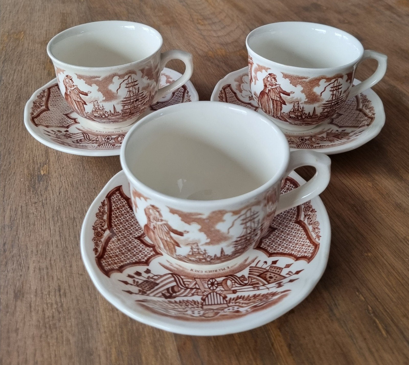Vintage Alfred Meakin "Fair Winds" - 3 kopjes en 4 schotels, Ophalen of Verzenden