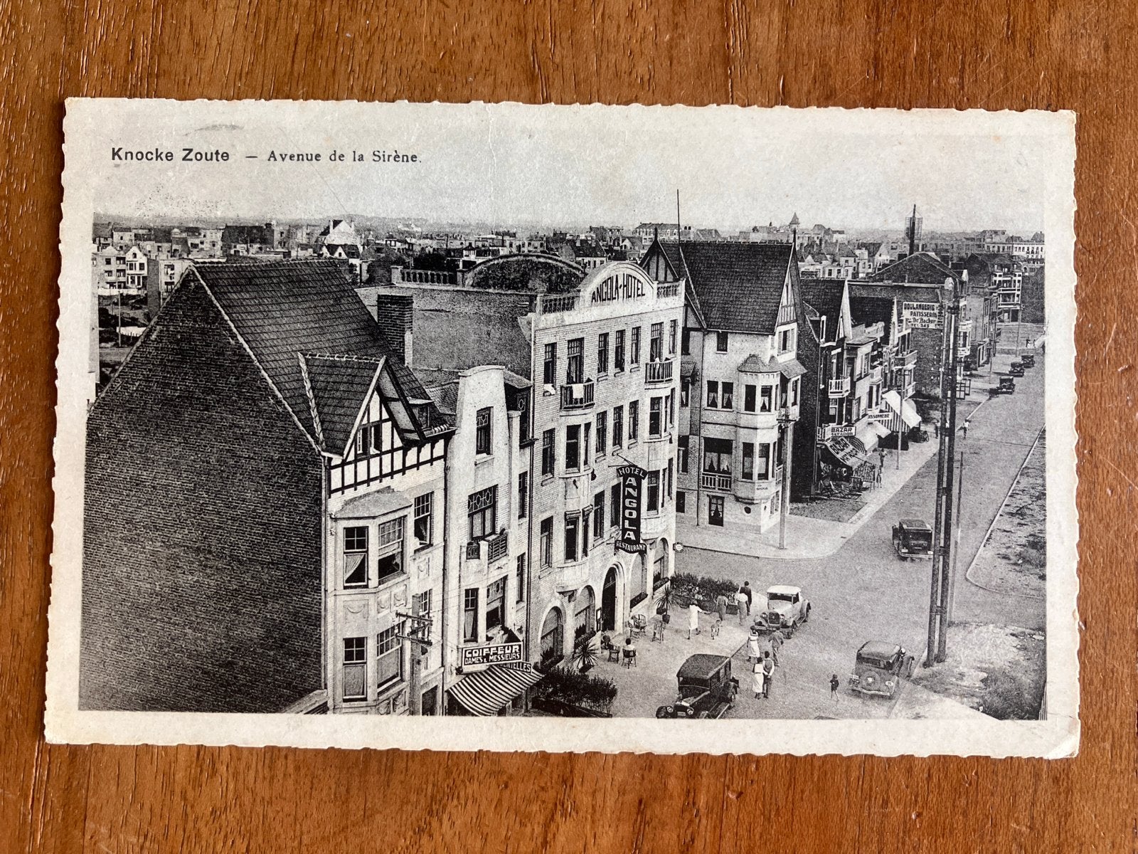 Knokke Zoute - Avenue de la Sirène met Hotel Angola, Ophalen of Verzenden, 1920 tot 1940, Gelopen, West-Vlaanderen