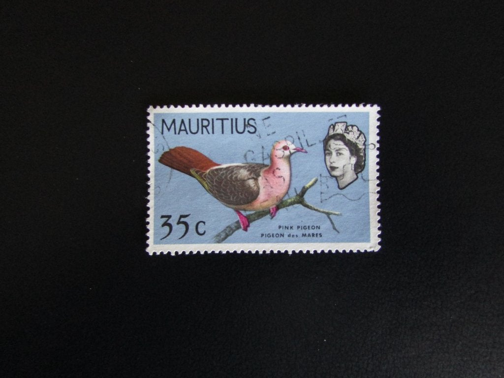 Postzegel Vogel: Mauritius-Duif uit Mauritius, Ophalen of Verzenden, Gestempeld, Dier of Natuur
