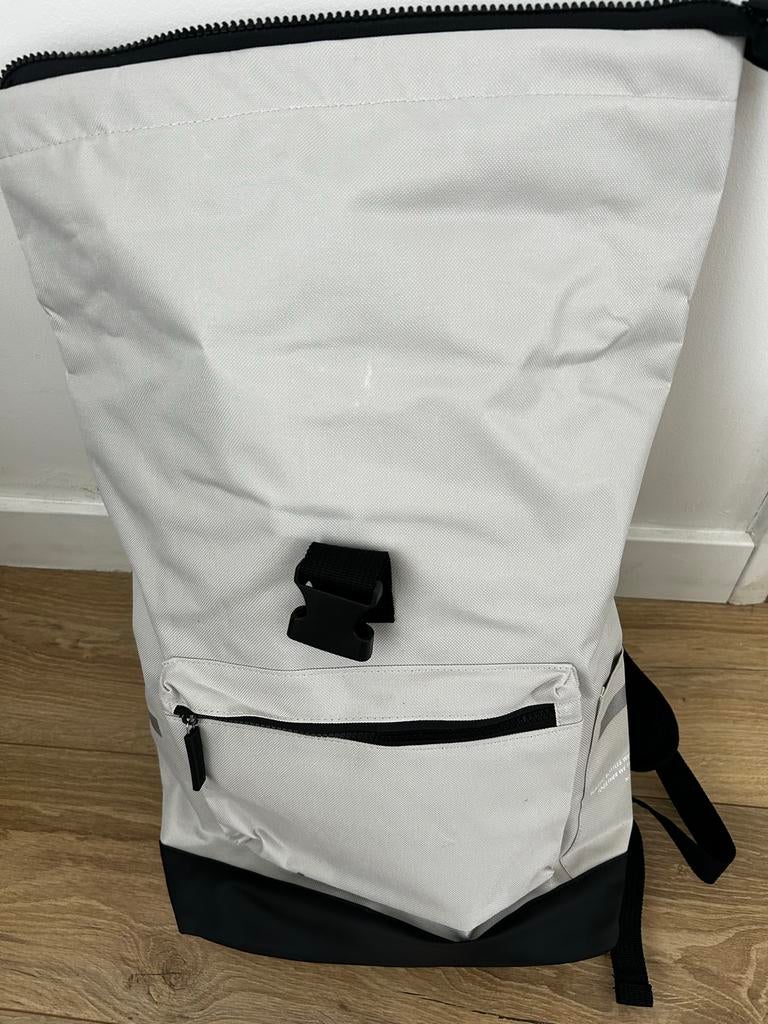Stijlvolle waterdichte rugzak - Ideaal voor dagelijks gebrui, 25 tot 40 cm, Nieuw, Ophalen of Verzenden, Waterdicht