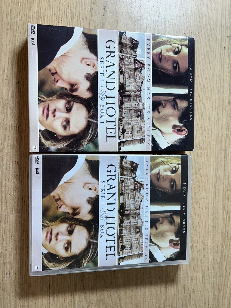 DVD Grand Hotel Seizoen 1 Deel 1 & 2 Compleet, Cd's en Dvd's, Dvd's | Tv en Series, Alle leeftijden, Ophalen of Verzenden, Zo goed als nieuw