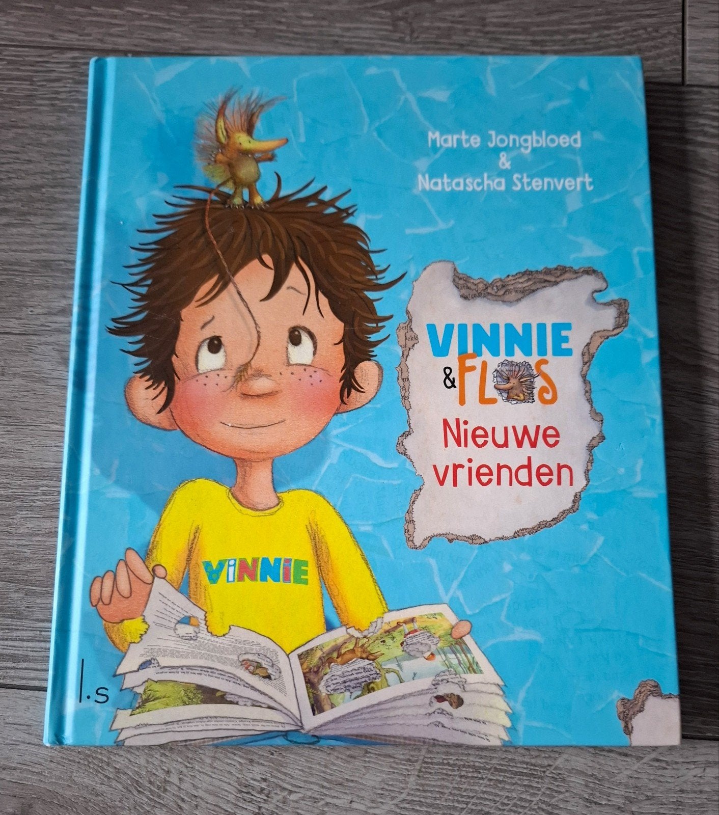 Vinnie & Flos nieuwe vrienden, Fictie algemeen, Marte Jongbloed; Natascha Stenvert, Ophalen of Verzenden, Zo goed als nieuw