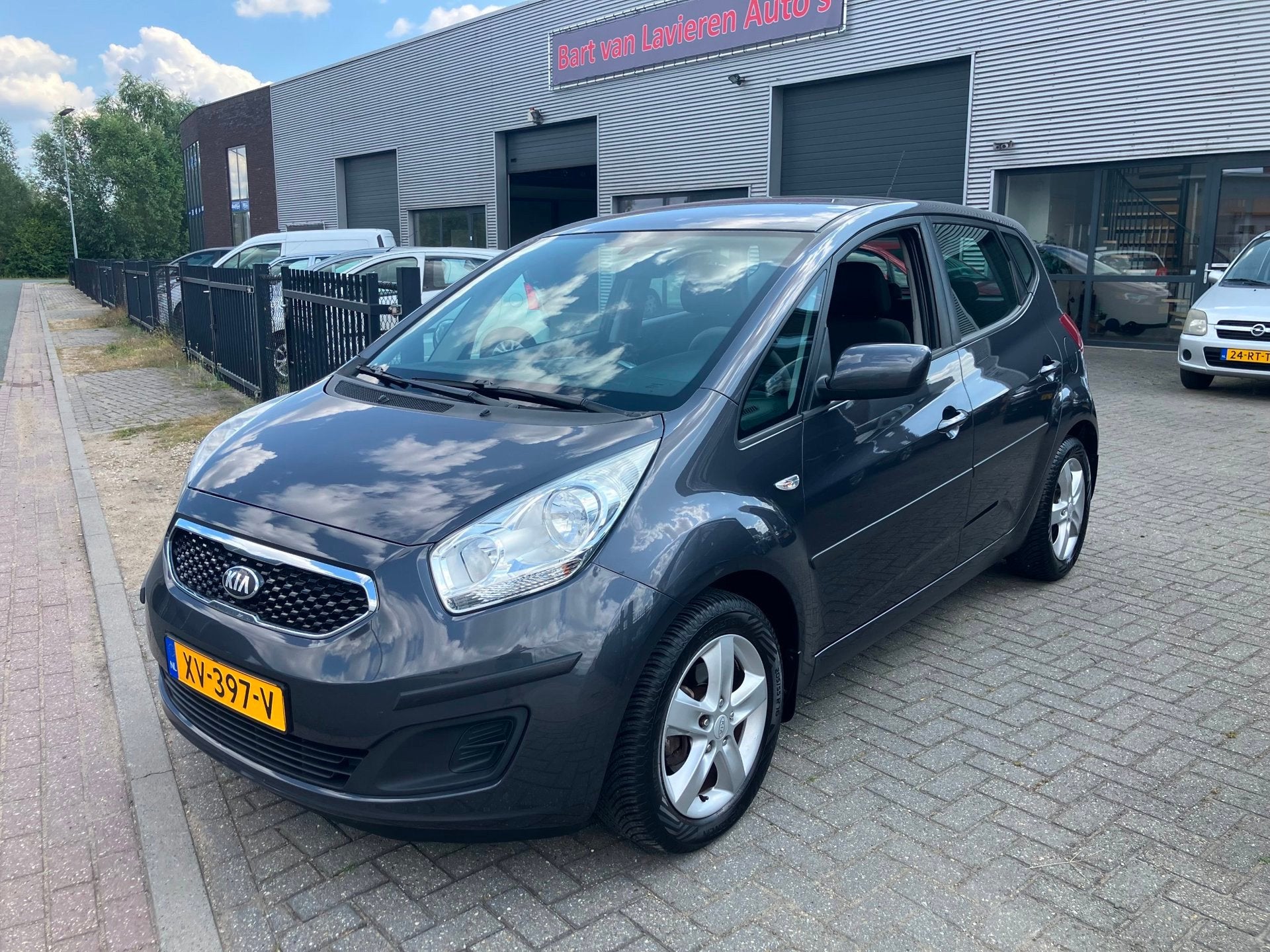 Kia Venga 1.6 CVVT Comfort Pack AUTOMAAT, Auto's, Euro 5, 1591 cc, Bedrijf, 550 kg