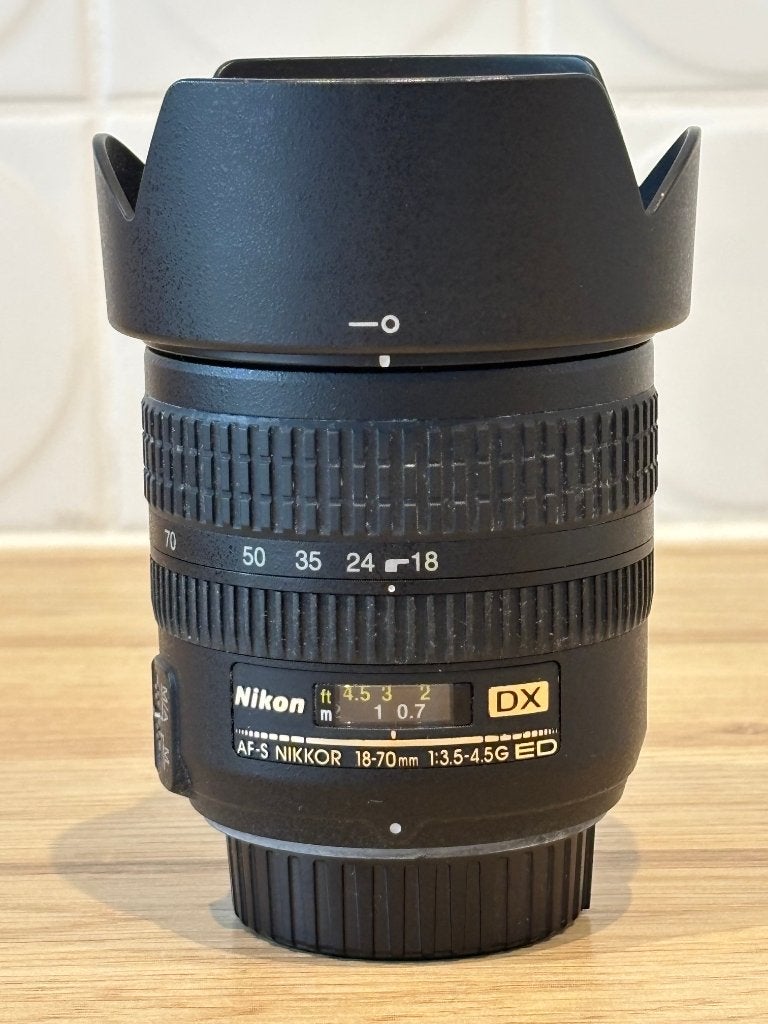 Nikon AF-S 18-70mm 1:3.5-4.5G ED DX, Nikon, Ophalen of Verzenden, Zo goed als nieuw, Beschermhoes/tas