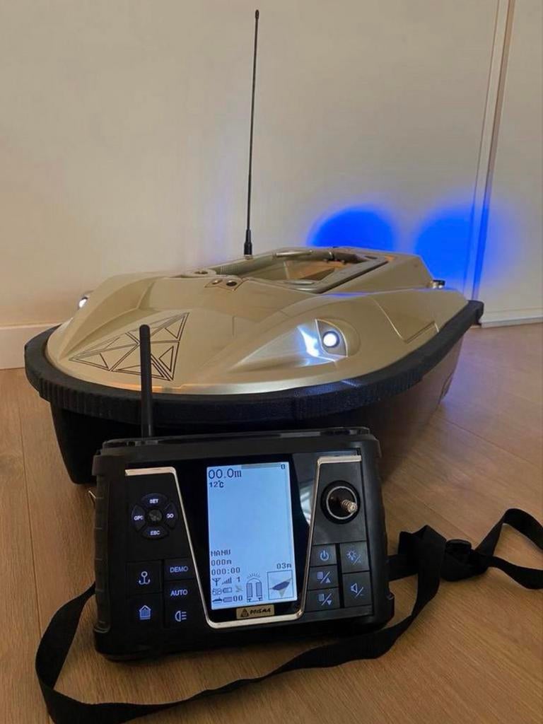 Prisma voerboot dieptemeter en gps, Ophalen, Gebruikt, Overige typen