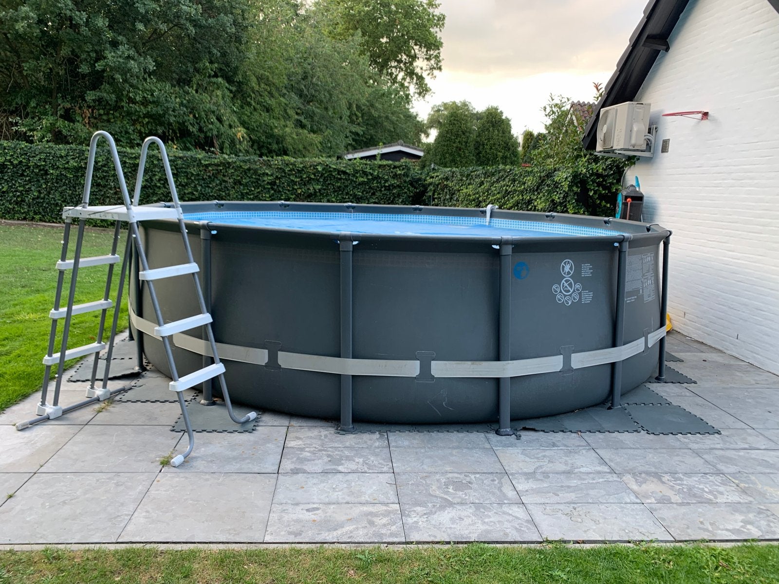 Intex opzetzwembad 488x122 met zandfilterpomp en trap, Gebruikt, Rond, 300 cm of meer, Ophalen