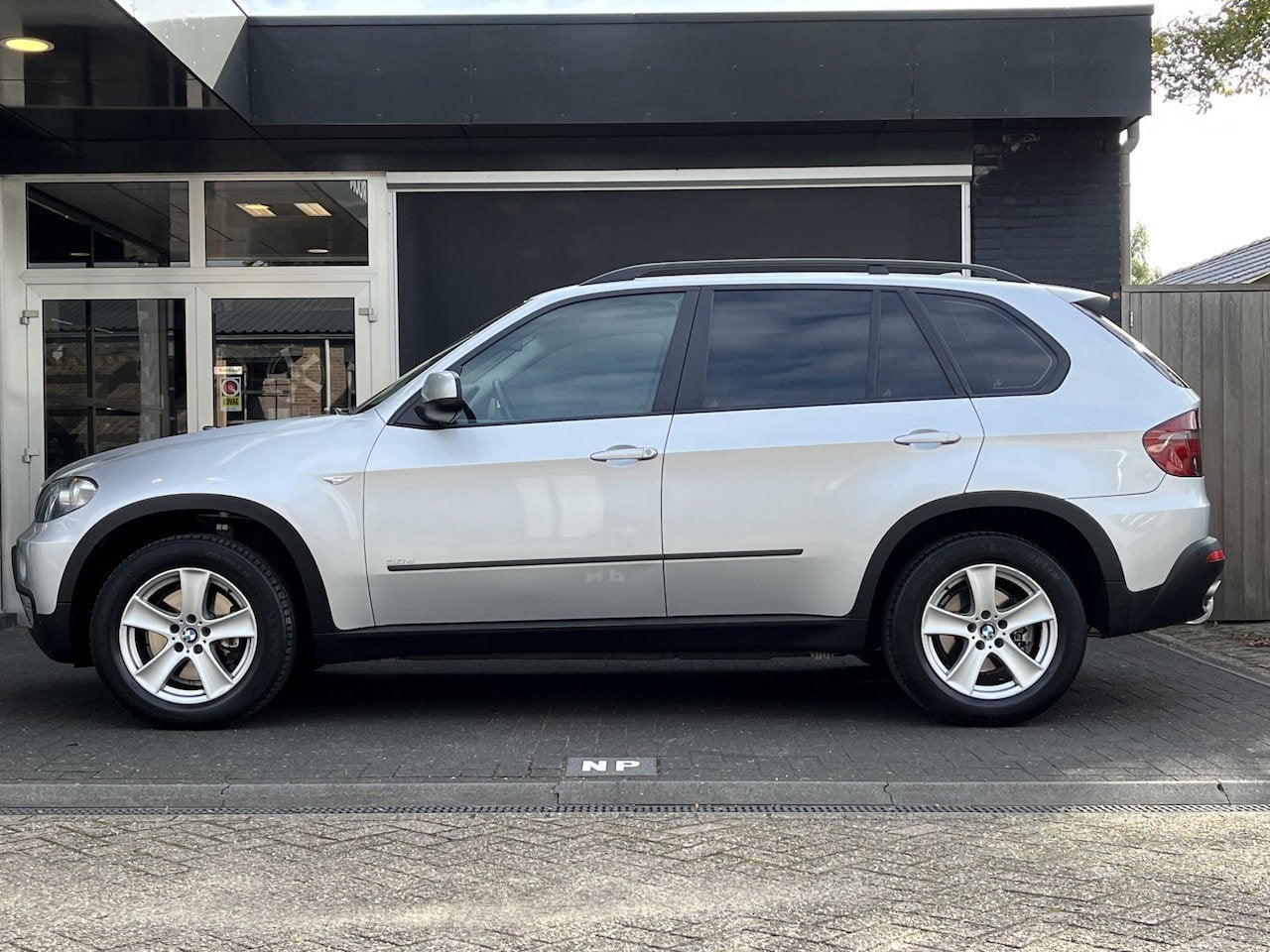 BMW X5 xDrive30d Executive EXPORT MOTOR LOOPT NIET, Auto's, Gebruikt, X5, 2993 cc, 255 €/maand