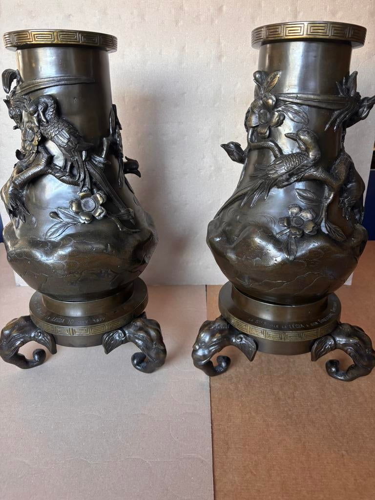 Twee bronzen vazen, Antiek en Kunst, Antiek | Koper en Brons, Ophalen of Verzenden