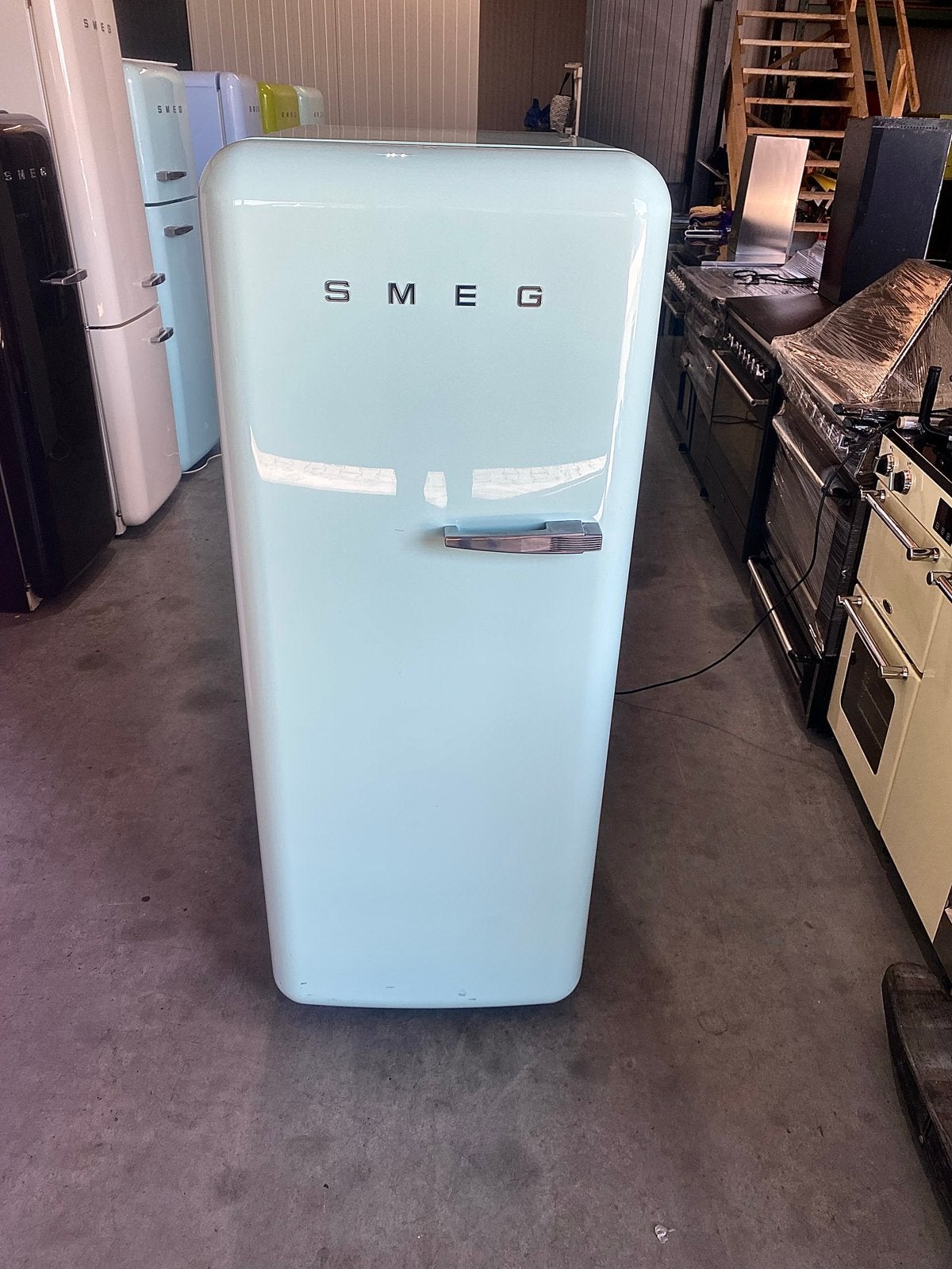 Smeg Koelkast FAB28 Pastelgroen - Zo goed als nieuw, De laan 8, 150 tot 200 liter, Bella, Ophalen of Verzenden