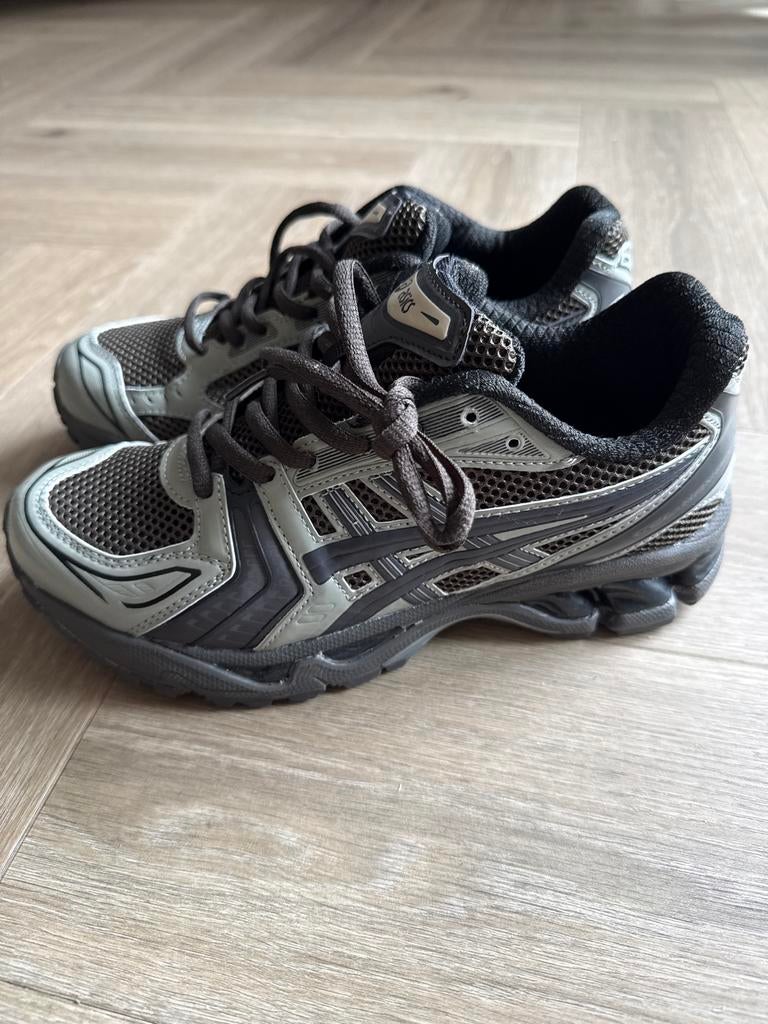 ASICS gel kayano, Overige kleuren, Nieuw, Ophalen of Verzenden, Sneakers of Gympen