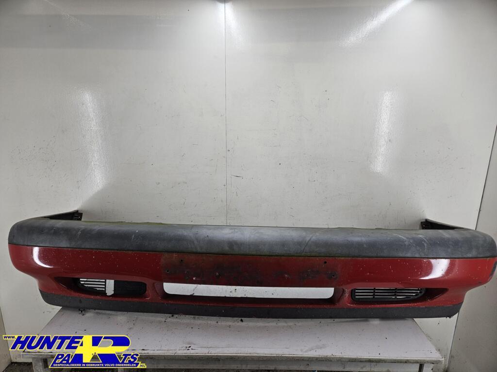 Voorbumper rood 601-21 Volvo 850 ('91-'96) 3512819, Gebruikt, Voor, Ophalen of Verzenden, Volvo